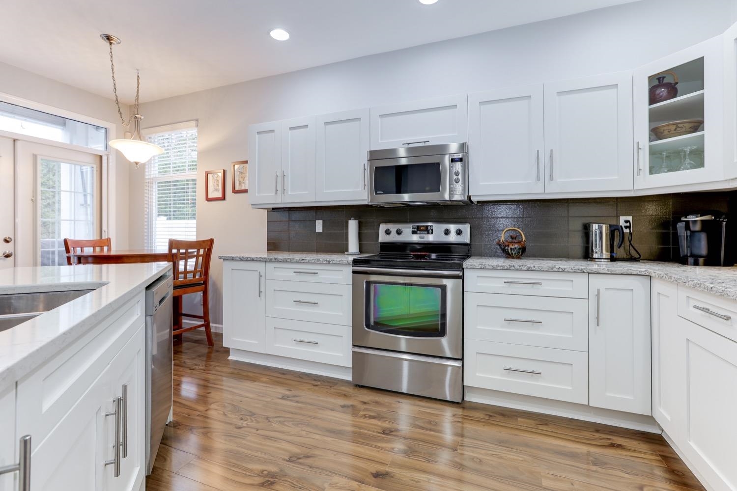 15 20770 97B AVENUE 14