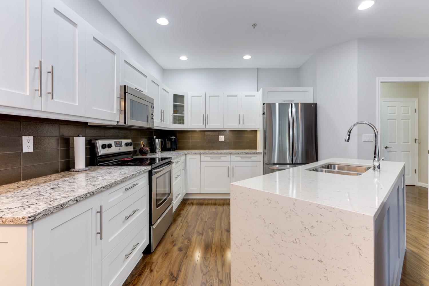 15 20770 97B AVENUE 15