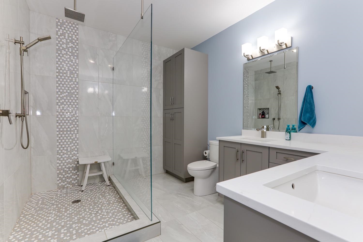 15 20770 97B AVENUE 22
