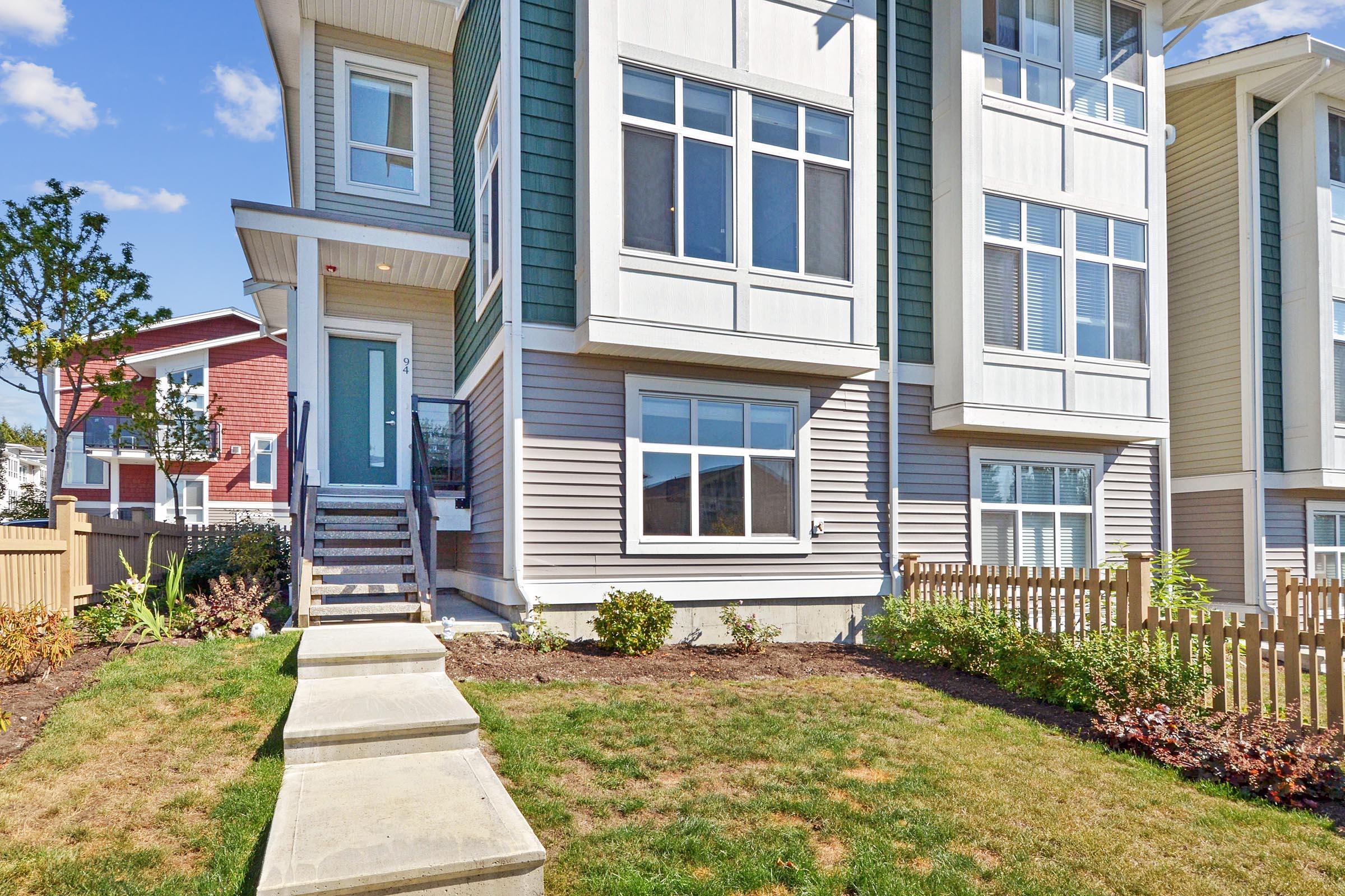 94 24108 104 AVENUE 3