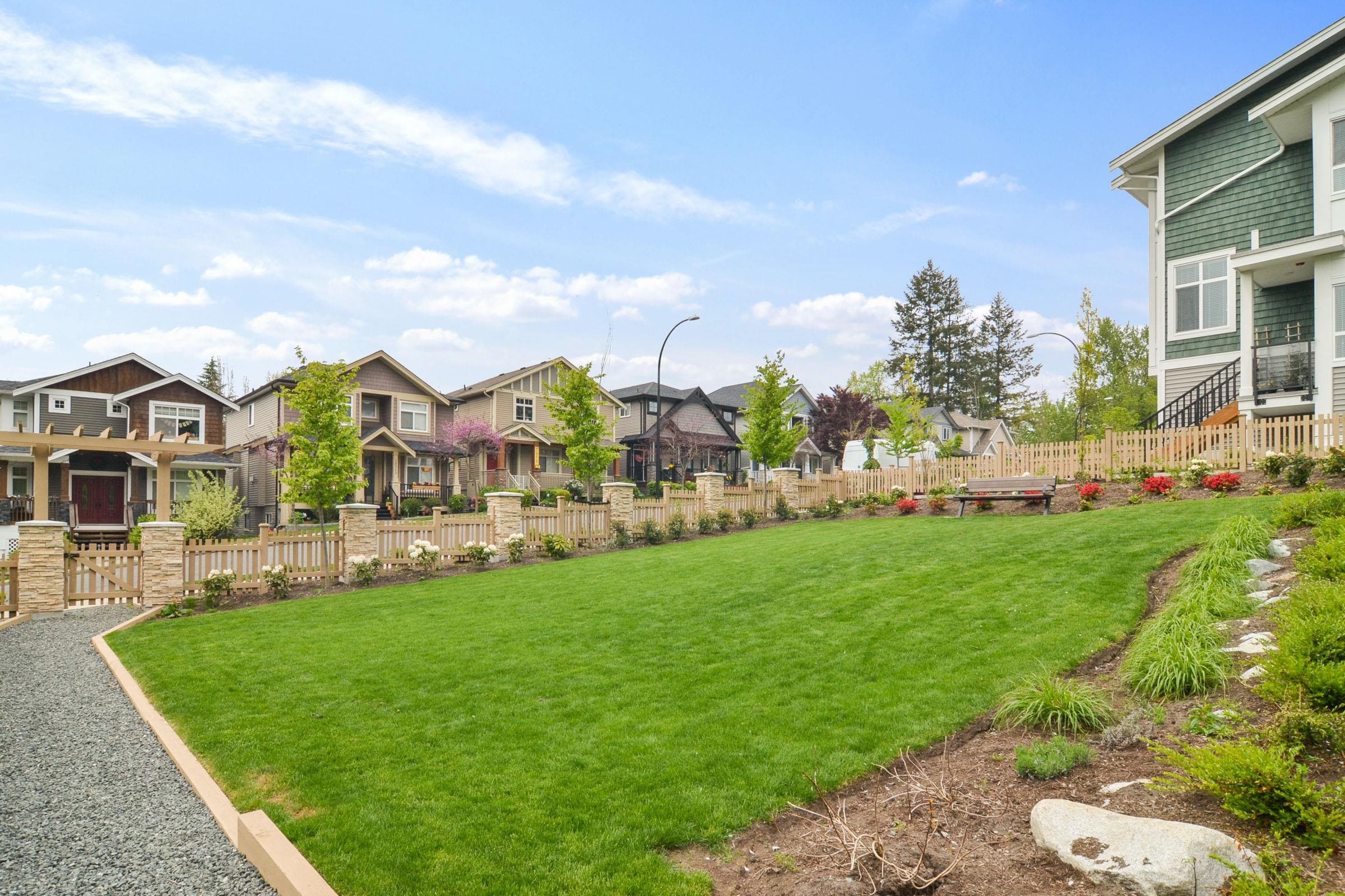 94 24108 104 AVENUE 33
