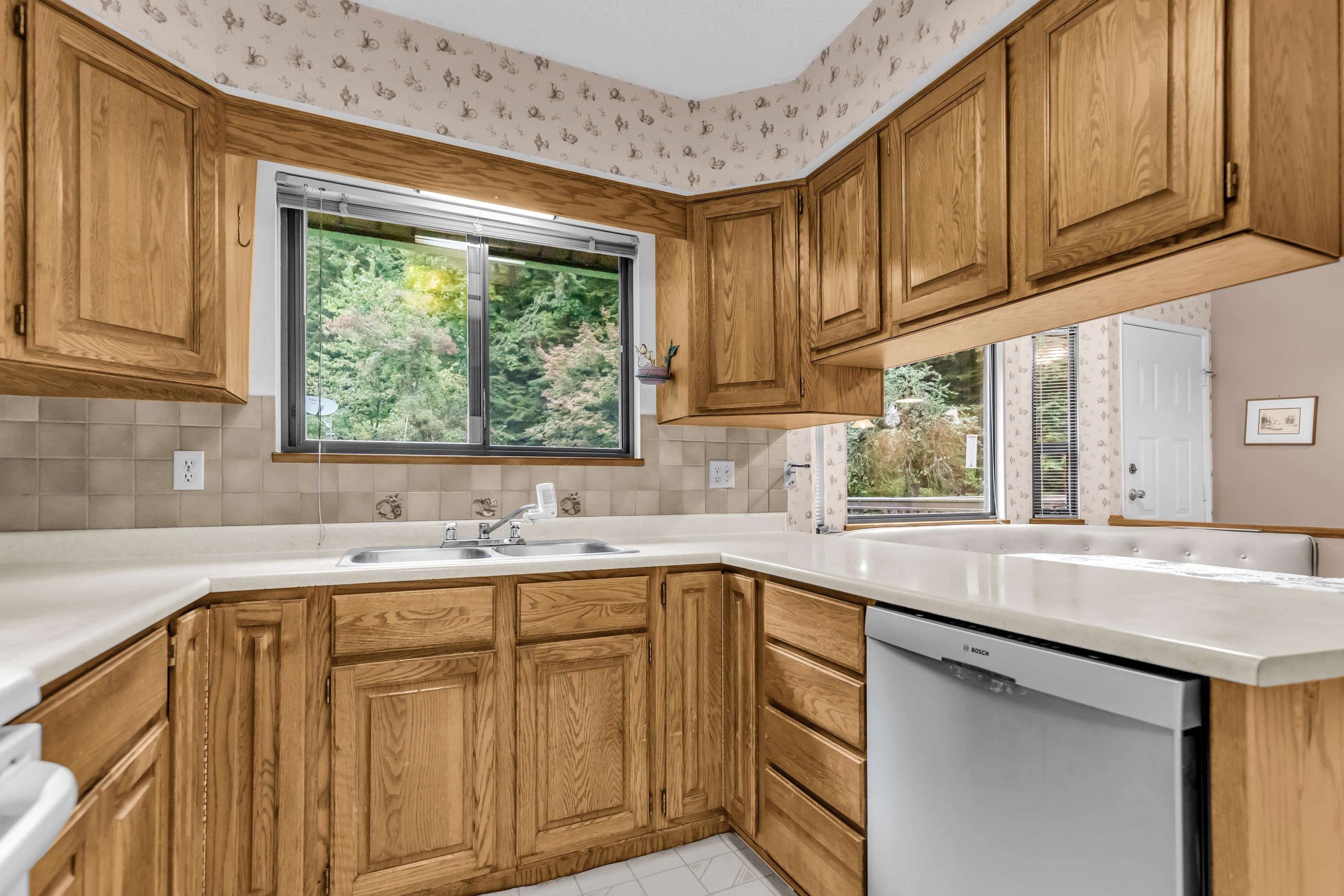 27571 128 AVENUE 12