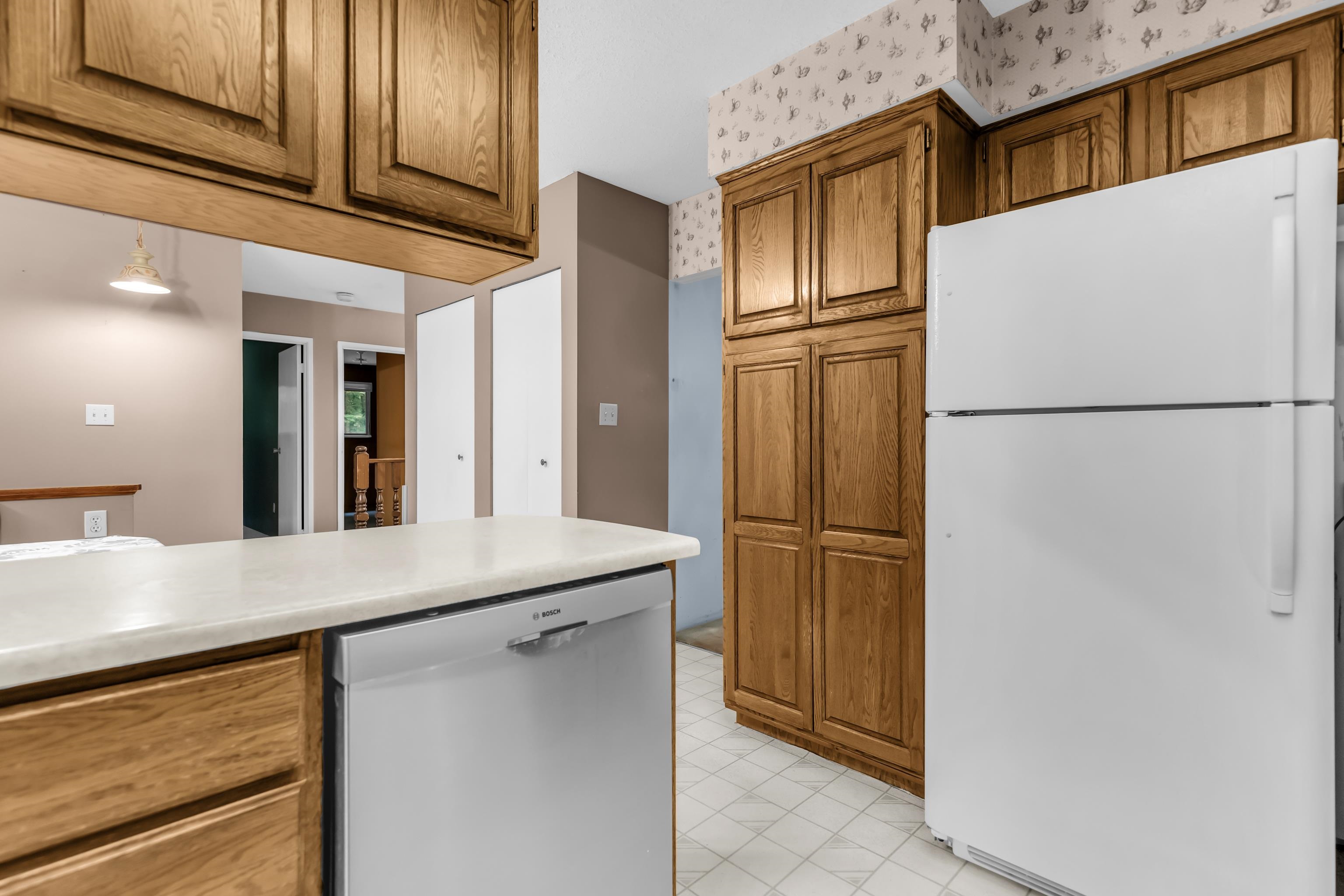 27571 128 AVENUE 14