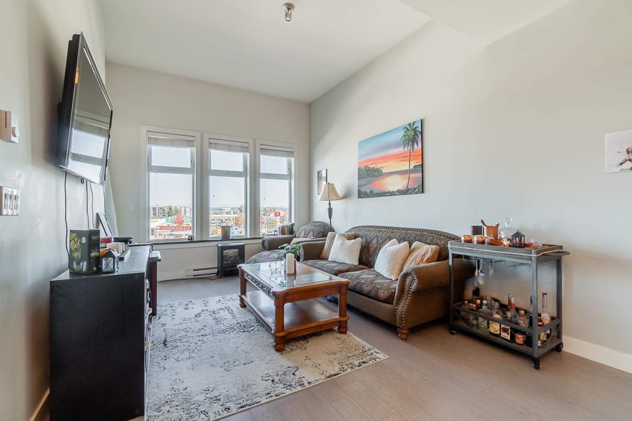 407 20078 FRASER HIGHWAY 10
