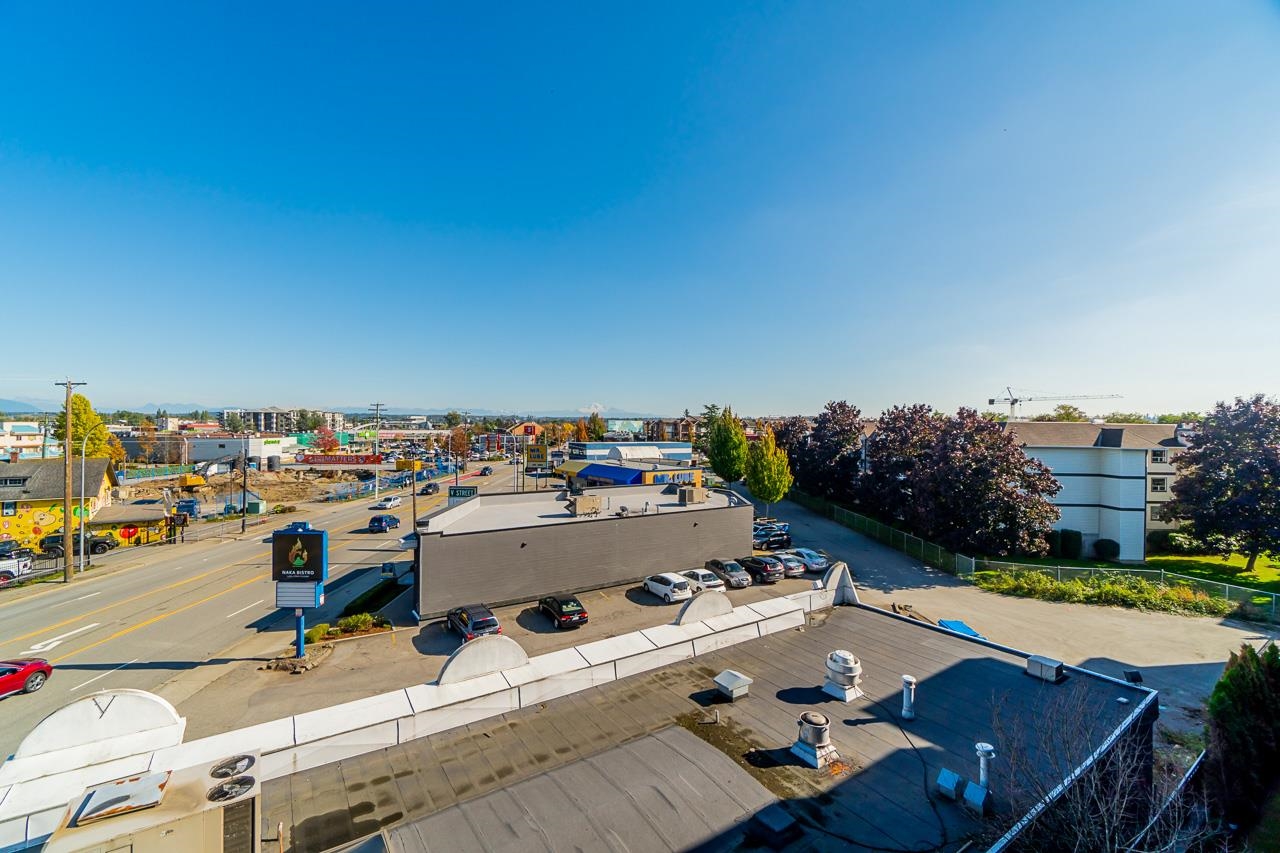 407 20078 FRASER HIGHWAY 12